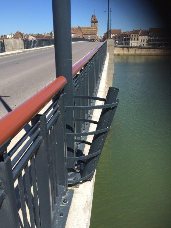 Pont de St Jean de Losne